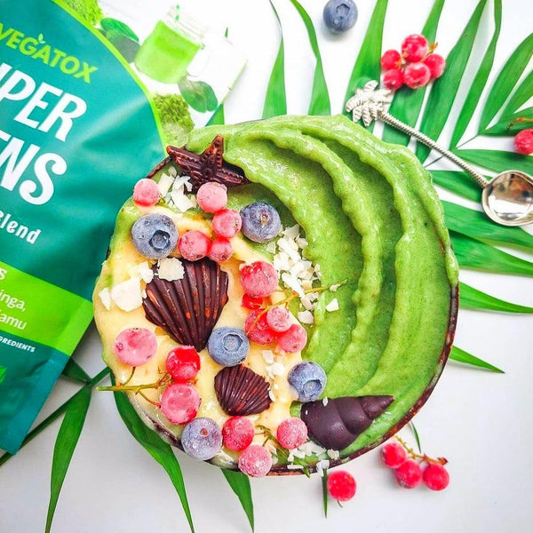 Smoothie Bowls Ideas with Nutritious Superfood Powders